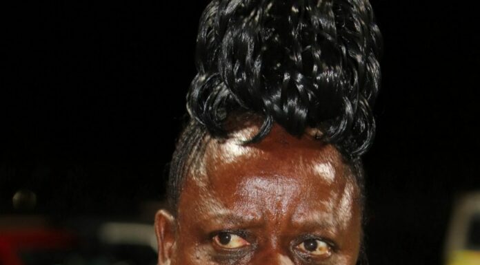 Papa Penny shows Mbaks, Mashatile the middle finger