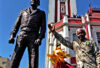 Nelson Mandela visits Steve Biko’s grave