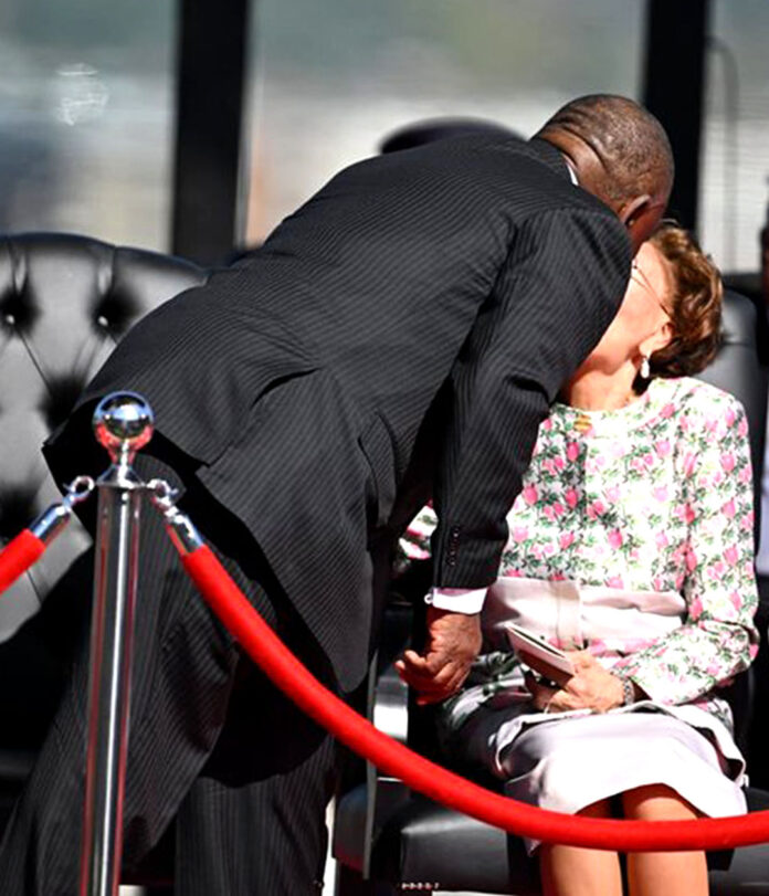 Aaah, that was as sweet as a cupcake, Silili