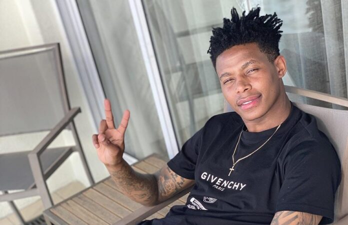 Putting good looks, not ball skills, to work 