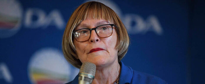 DA's Helen Zille takes government to court