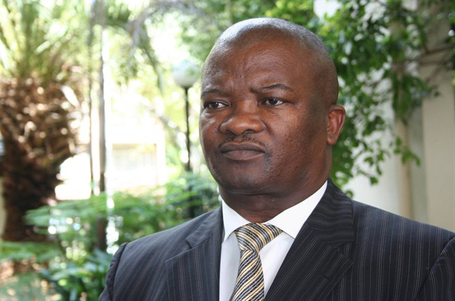 Bantu Holomisa eyes military land to tackle SANDF housing crisis