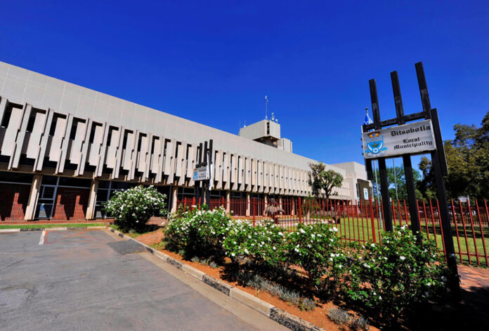 Ditsobotla faces financial challenges