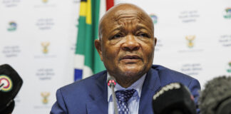 Moegoe Suspended police minister Senzo Mchunu