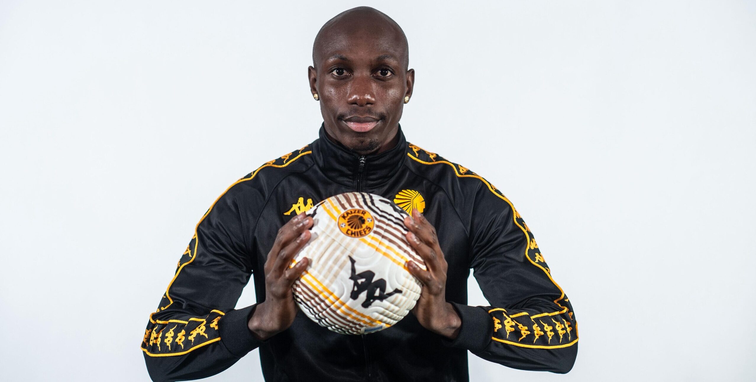 Chiefs confirm signing of Ighadaro
