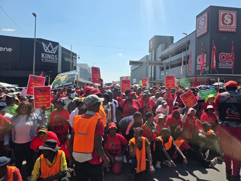 EFF seething as Polokwane mayor John Mpe fails to show up to accept memorandum