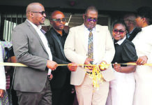 Gauteng Premier Panyaza Lesufi handing over Rustervaal Secondary School