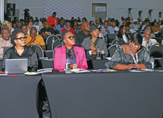 Various institutions presented practical case studies at the Summit.