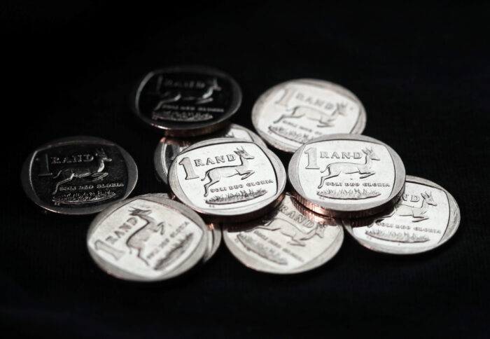 Renewed US-Iran tensions weigh on South African markets ahead of local inflation data