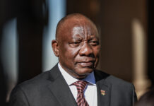 Ramaphosa hails Festus Mogae