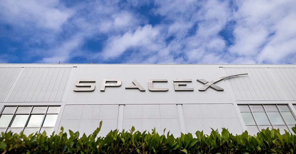 Elon Musk's SpaceX discloses filing for blockbuster IPO