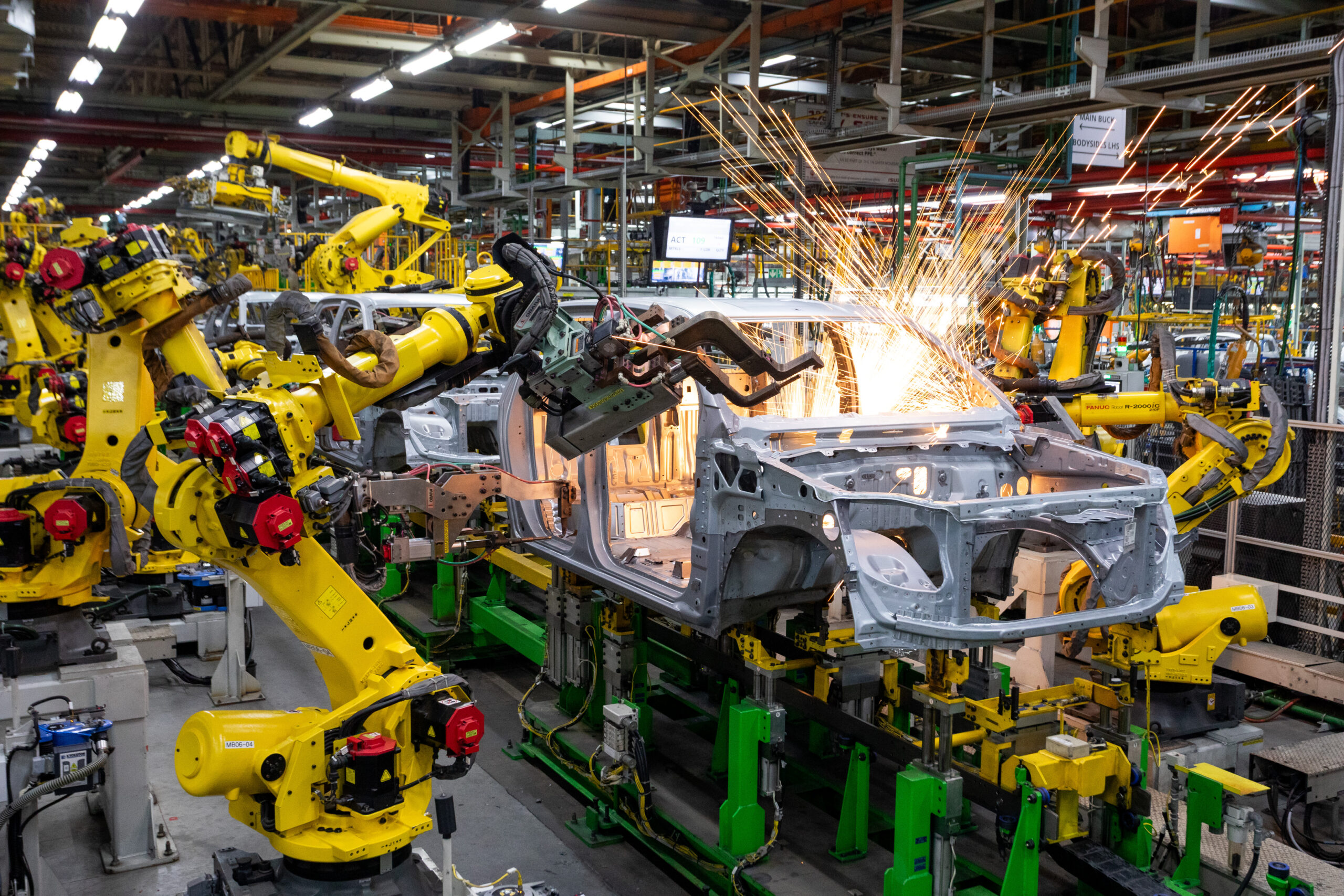 Isuzu pumps R510m into local suppliers, creating jobs and boosting SA manufacturing