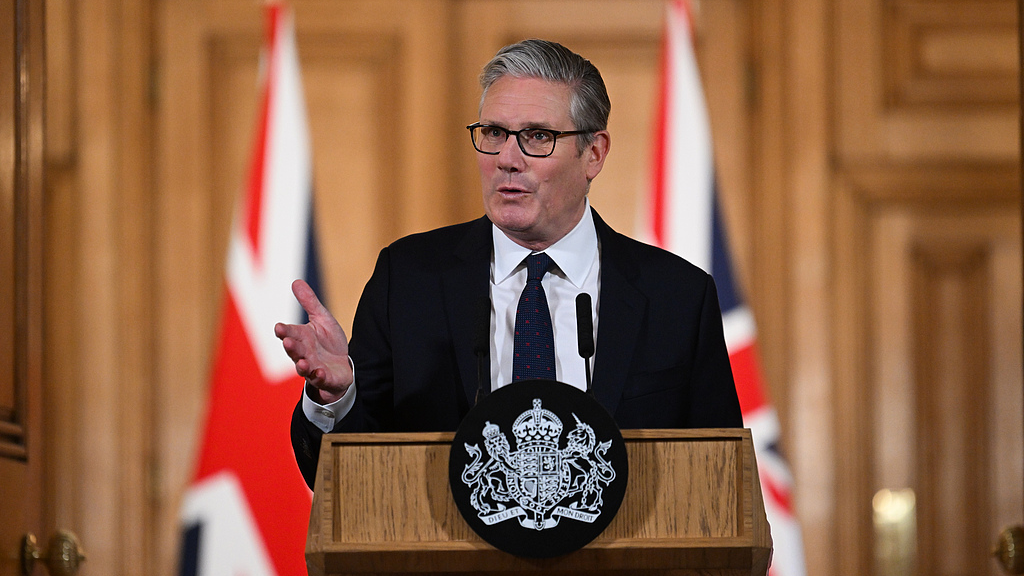 British PM Starmer announces resignation