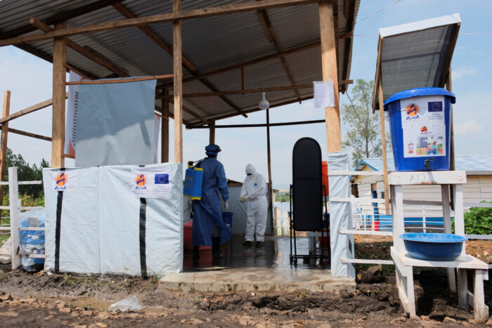 France reports Ebola case in doctor returning from Congo