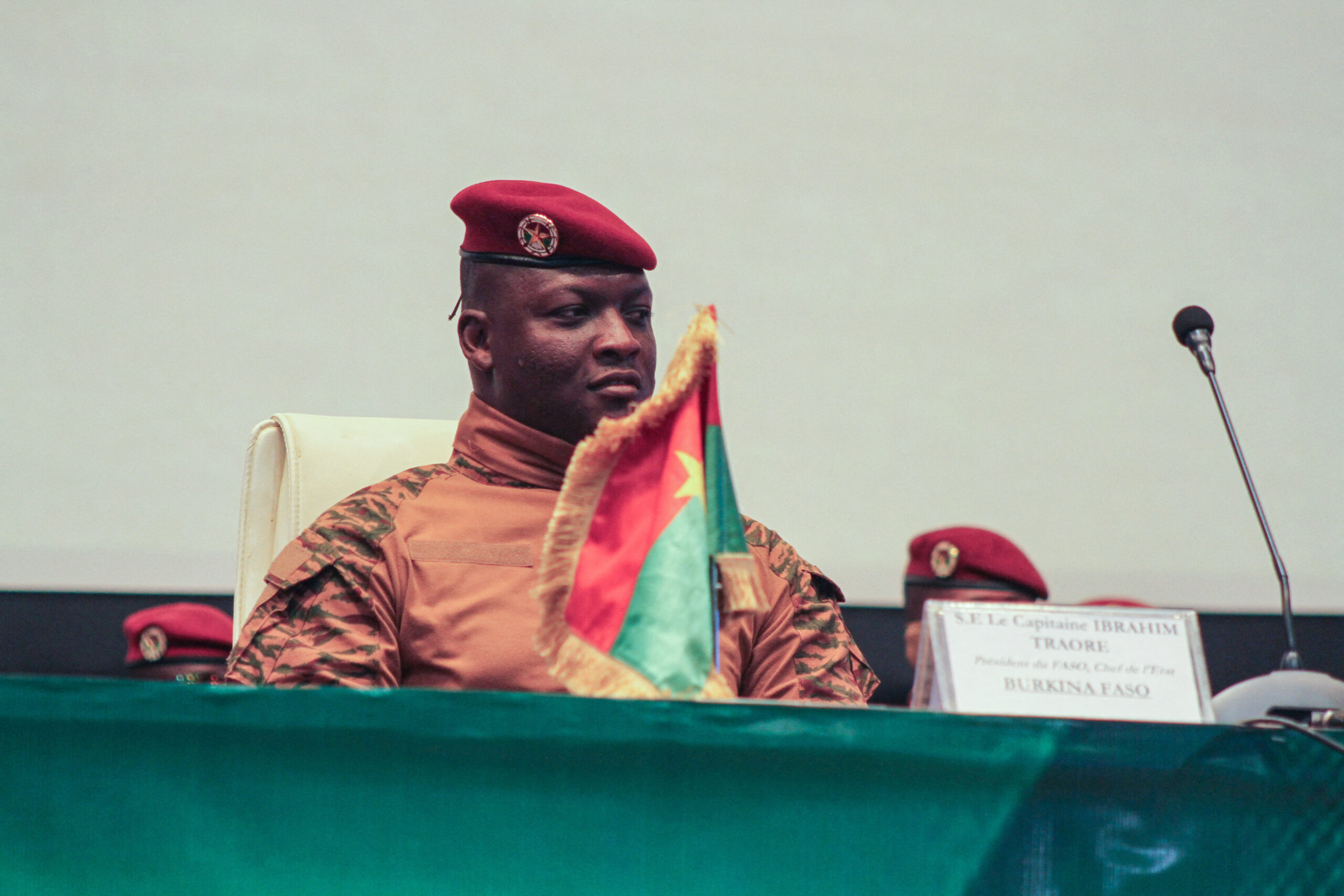France considers measures after Burkina Faso breaks off relations