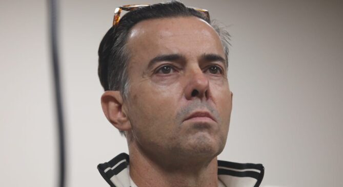 Peet Viljoen claims state relying on withdrawn cases to block bail