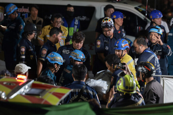 Bangkok pub fire kills 27, cops probe possible negligence