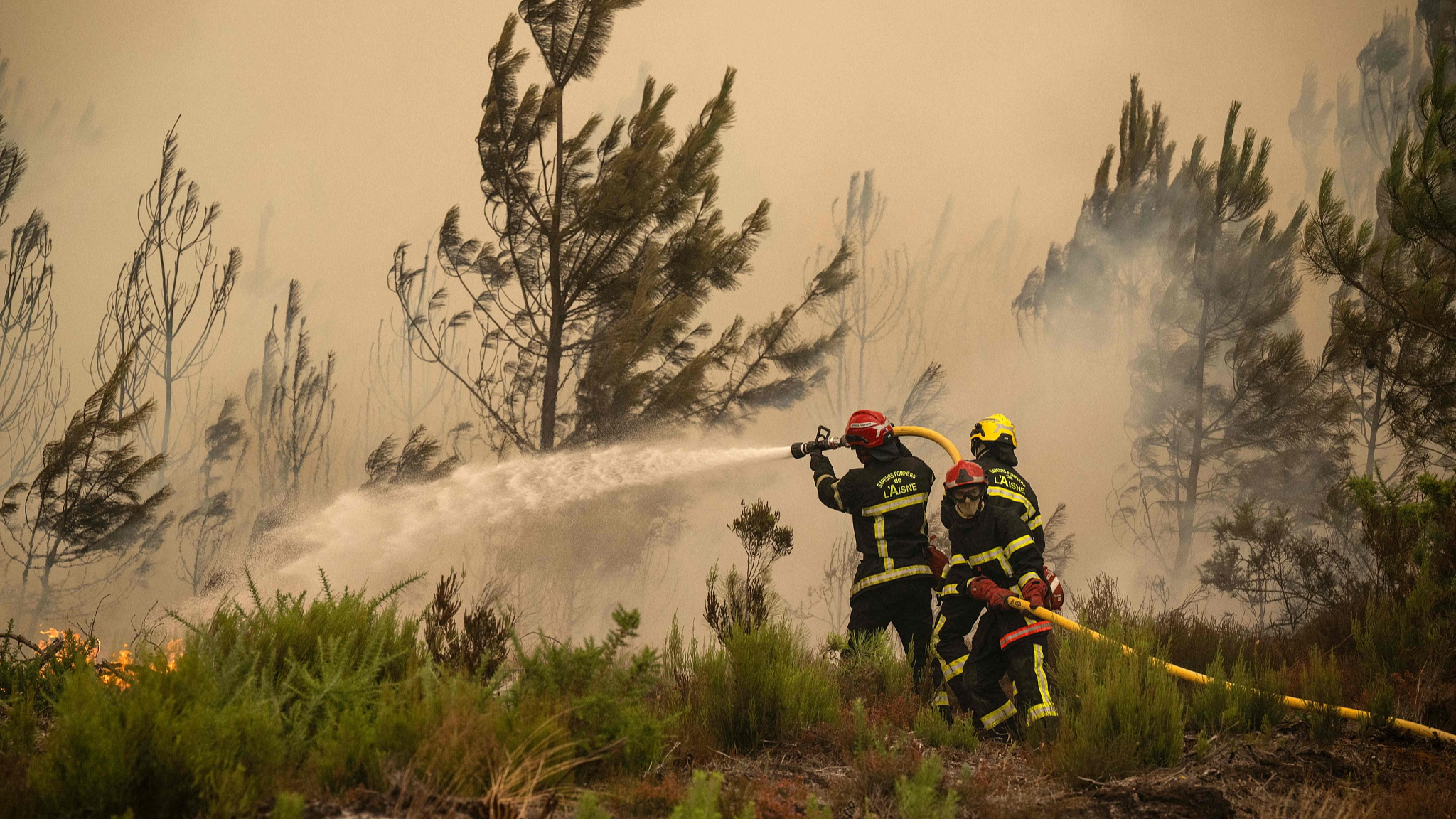 France, Spain battle wildfires as heat and drought fuel blazes across south-western Europe