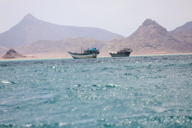 Houthis pushing to model Iran’s Hormuz control in Red Sea, Yemen says