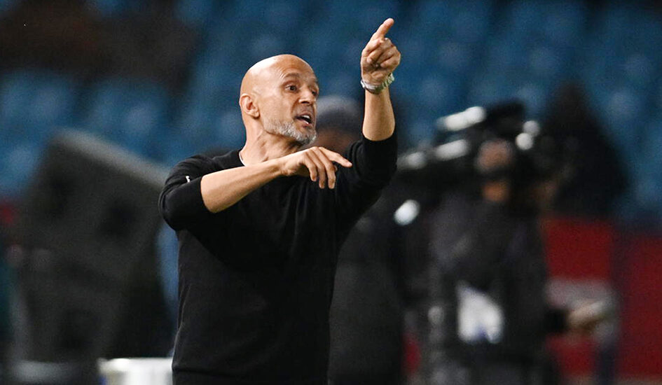 Mamelodi Sundowns coach Miguel Cardoso reacting during a soccer match