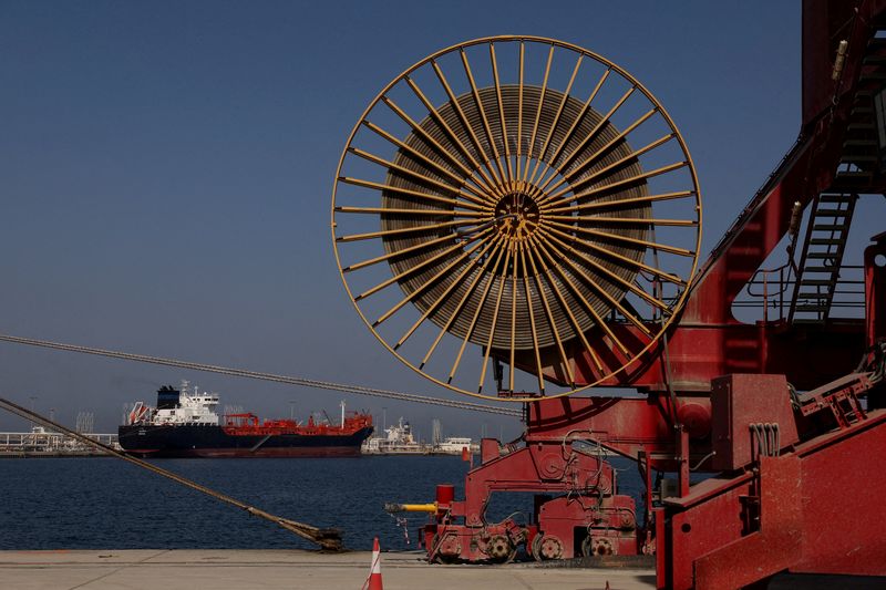 Oil prices rise as investors weigh lack of progress in Middle East negotiations