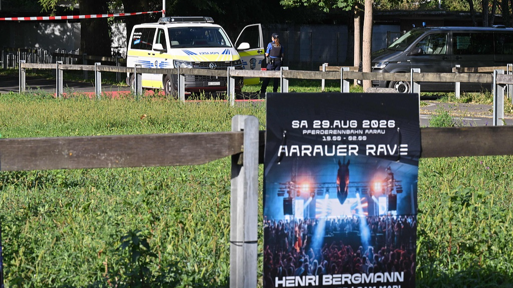 1 killed, 5 injured in Swiss shooting, police say